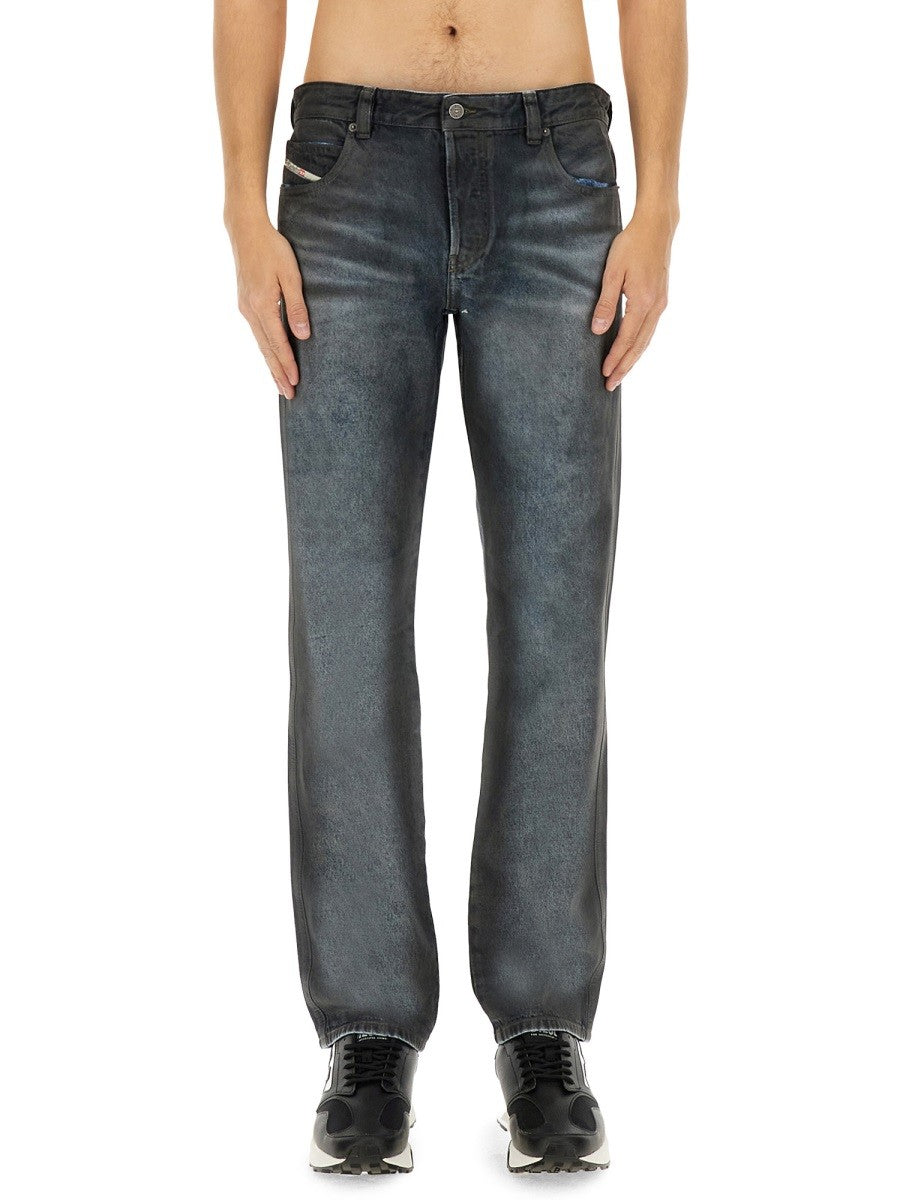Diesel - ’1993 D Vyl Fsg1’’ Jeans - Home->Man->Clothing->Jeans