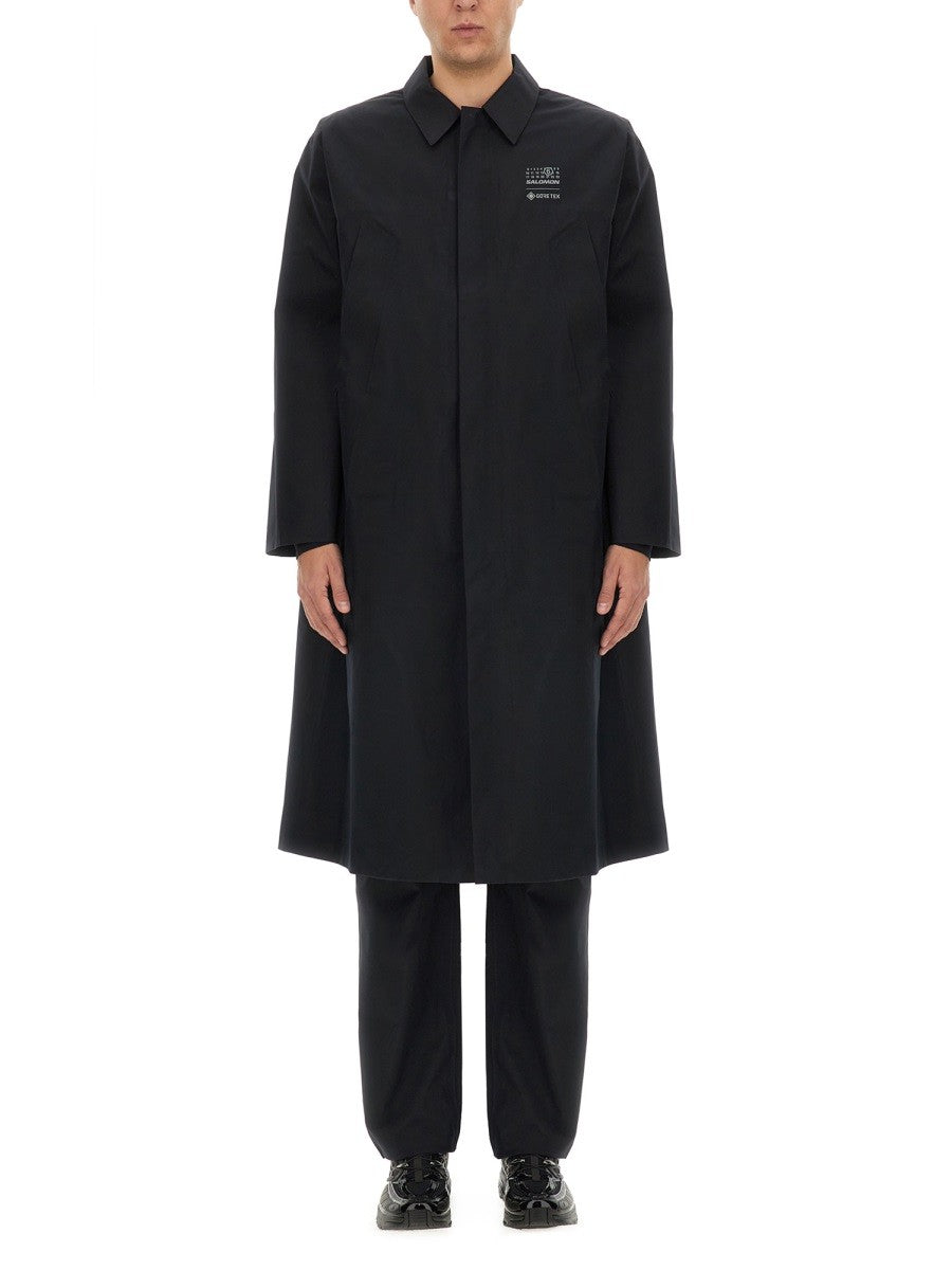 MM6 MAISON MARGIELA X SALOMON - Mm6 Maison Margiela X Salomon Trench Coat With Logo - Man->Clothing->TRENCHES AND COATS