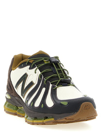 New Balance Sneakers Gold