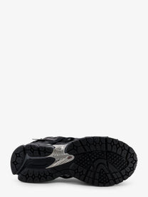 New Balance Unisex Mesh Sneakers Black