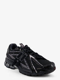 New Balance Unisex Mesh Sneakers Black