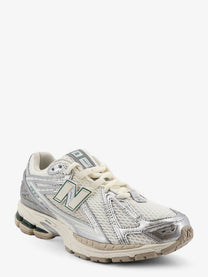 New Balance Unisex Mesh Sneakers Silver