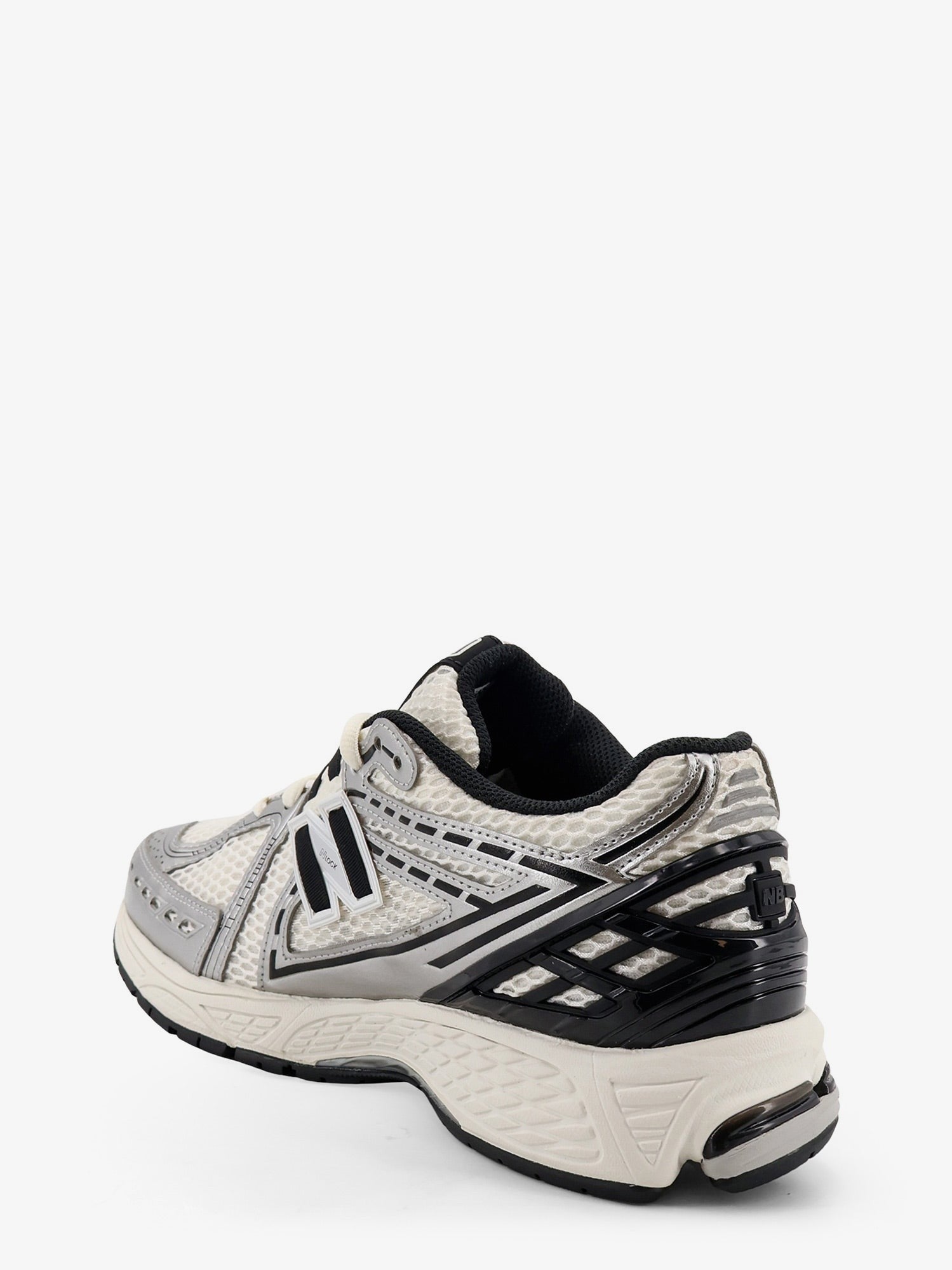 New Balance Unisex Mesh Sneakers White