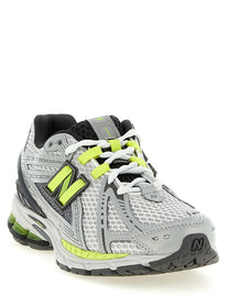 New Balance Sneakers Silver