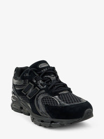 New Balance Men's Mesh and Suede Sneakers Black