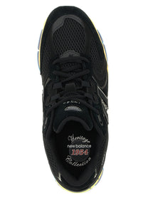 New Balance Sneakers Black