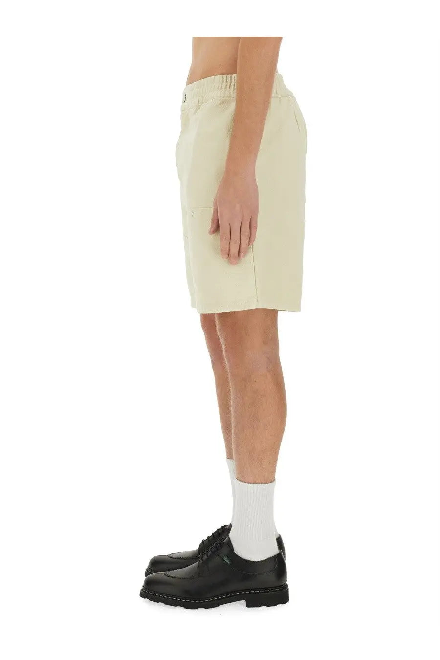 3.paradis men’s short in twill beige cream color with relaxed fit drawstring waistband and side pockets