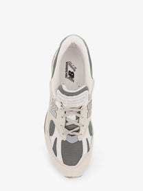 New Balance Men's Mesh and Suede Low Top Sneakers Grey