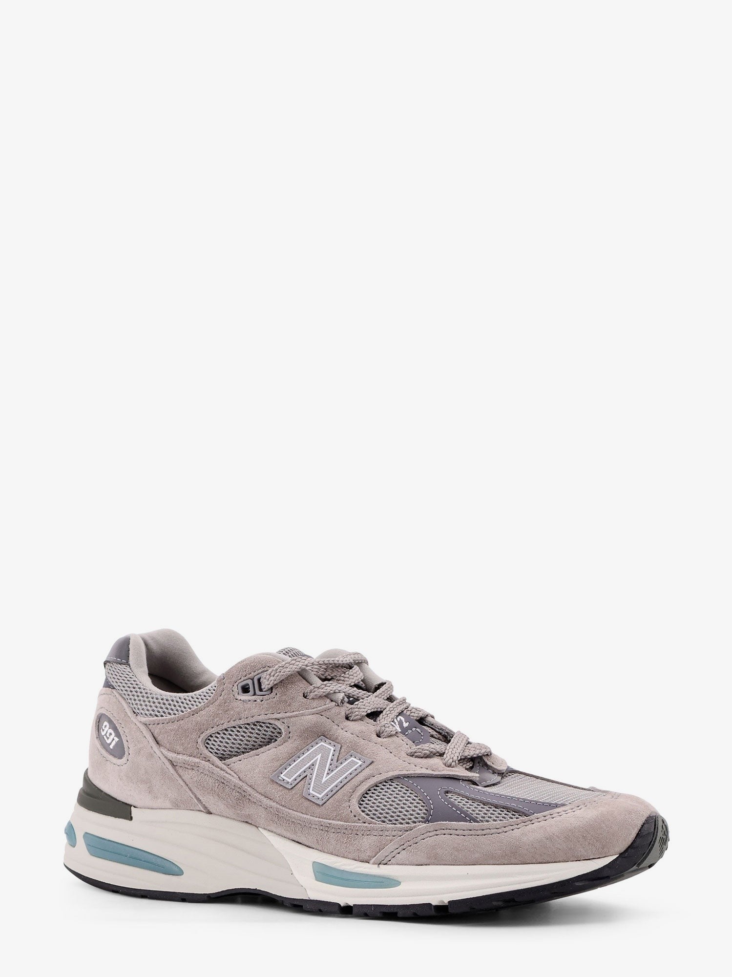New Balance Men's Suede and Mesh Running Sneakers Grey