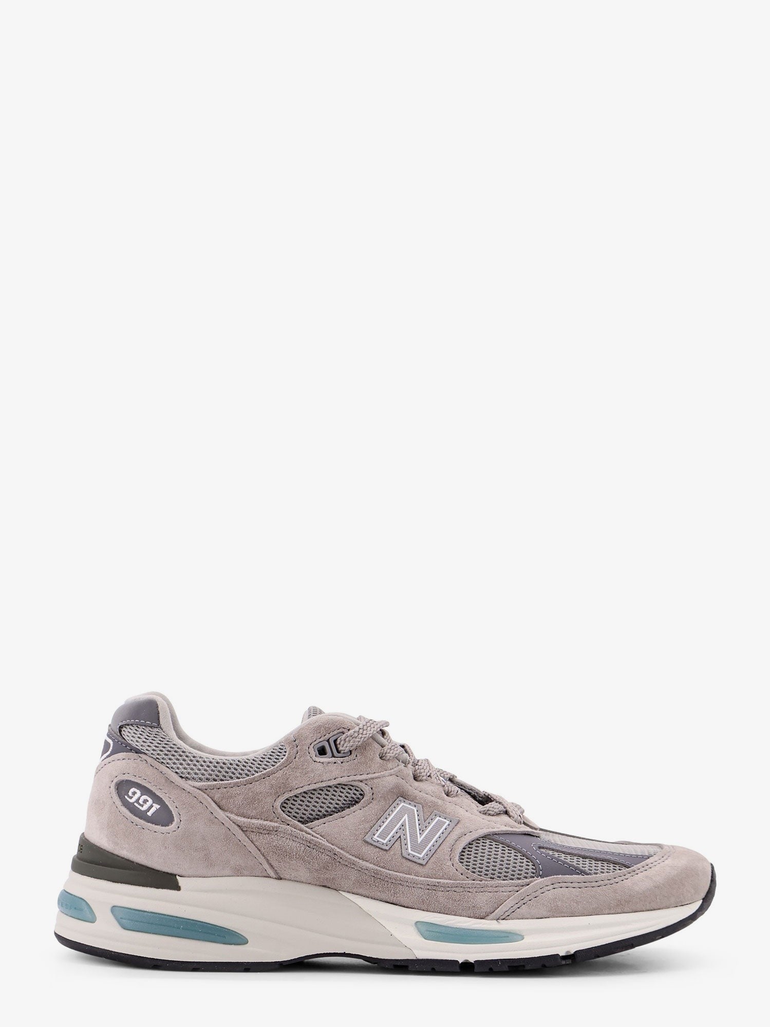 New Balance Men's Suede and Mesh Running Sneakers Grey