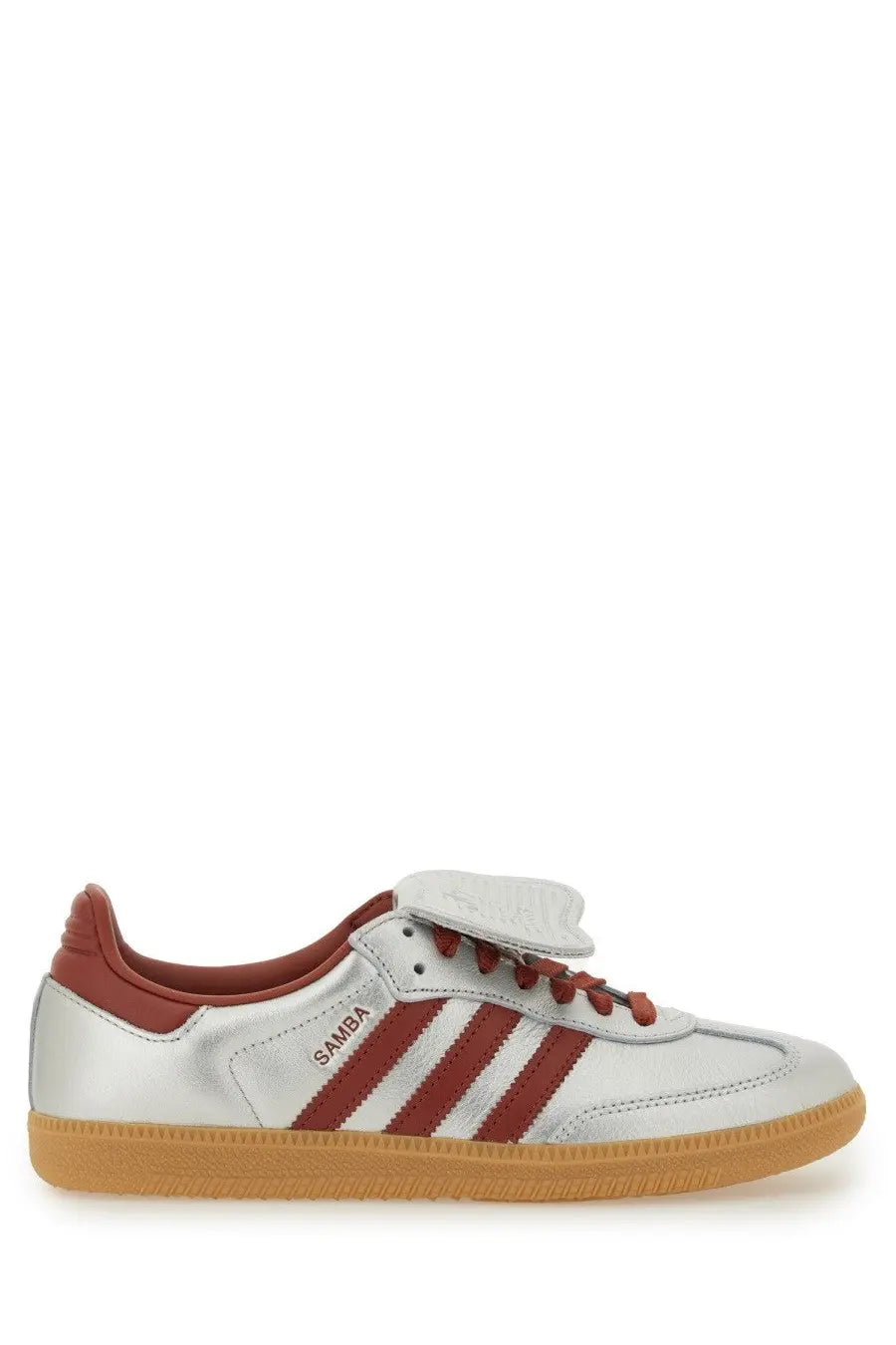 Adidas unisex sneaker samba in silver and maroon with a gum rubber sole for casual wear