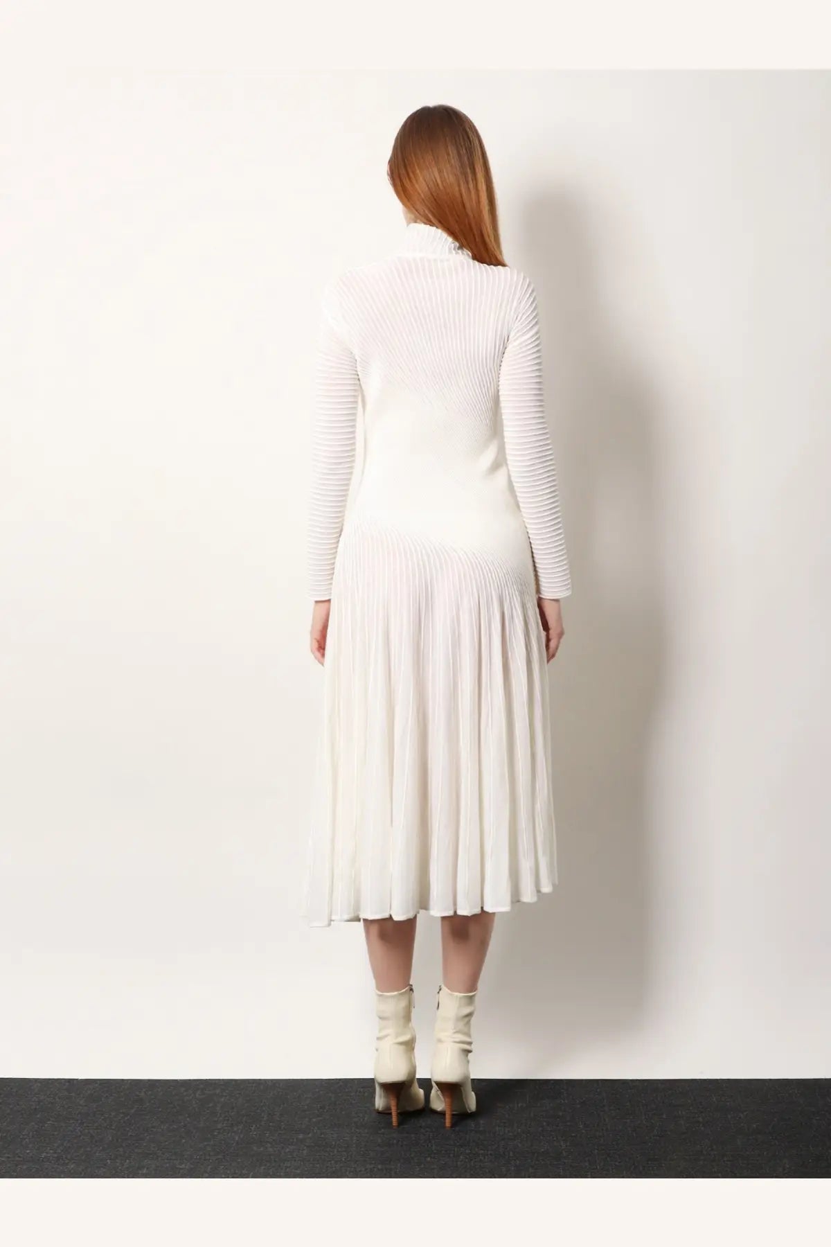 ALAÏA Women's Long Wool Dress White, view 3