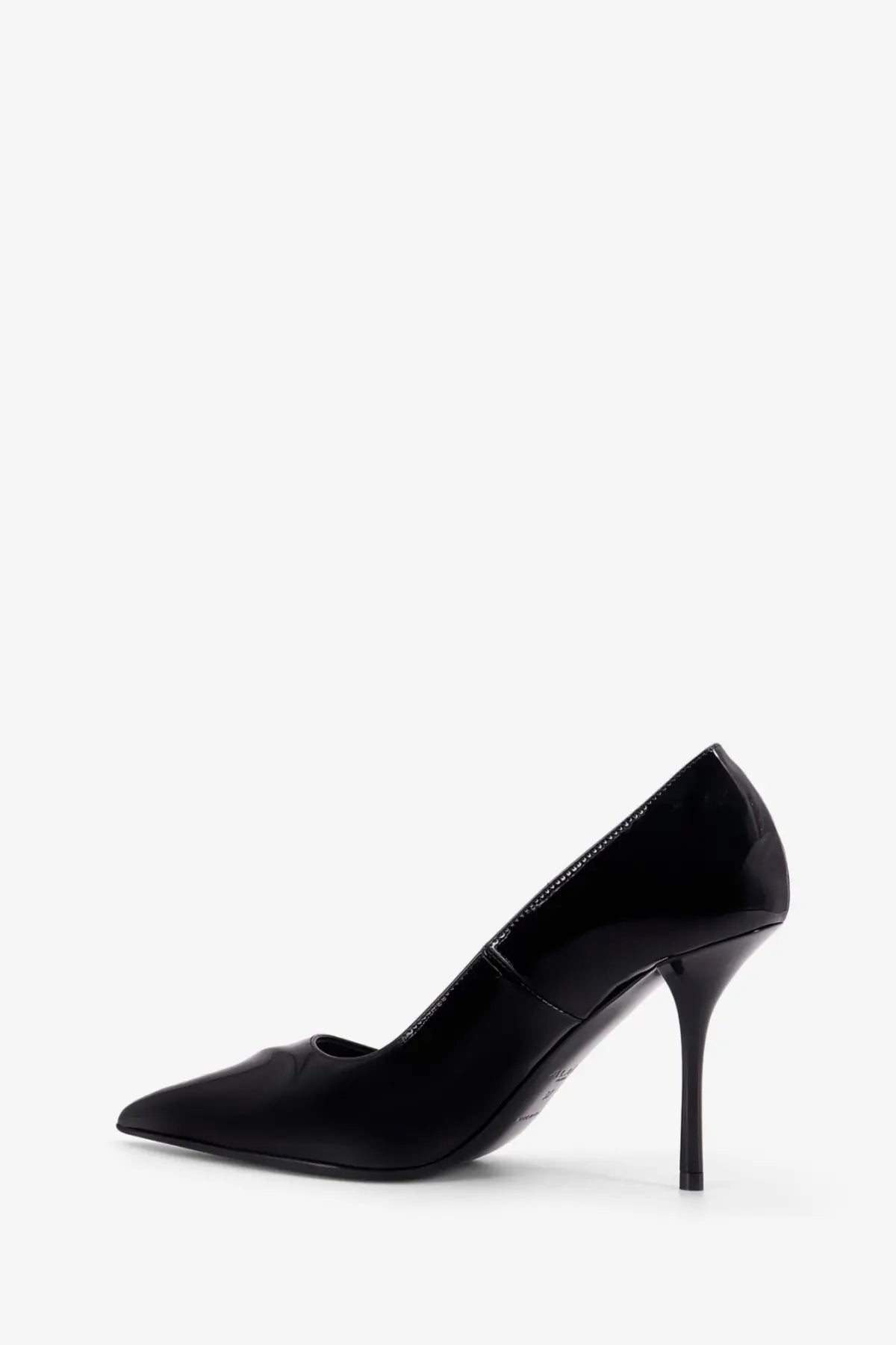 Alaïa women’s black patent leather decolleté pump with pointed toe and slender high heel