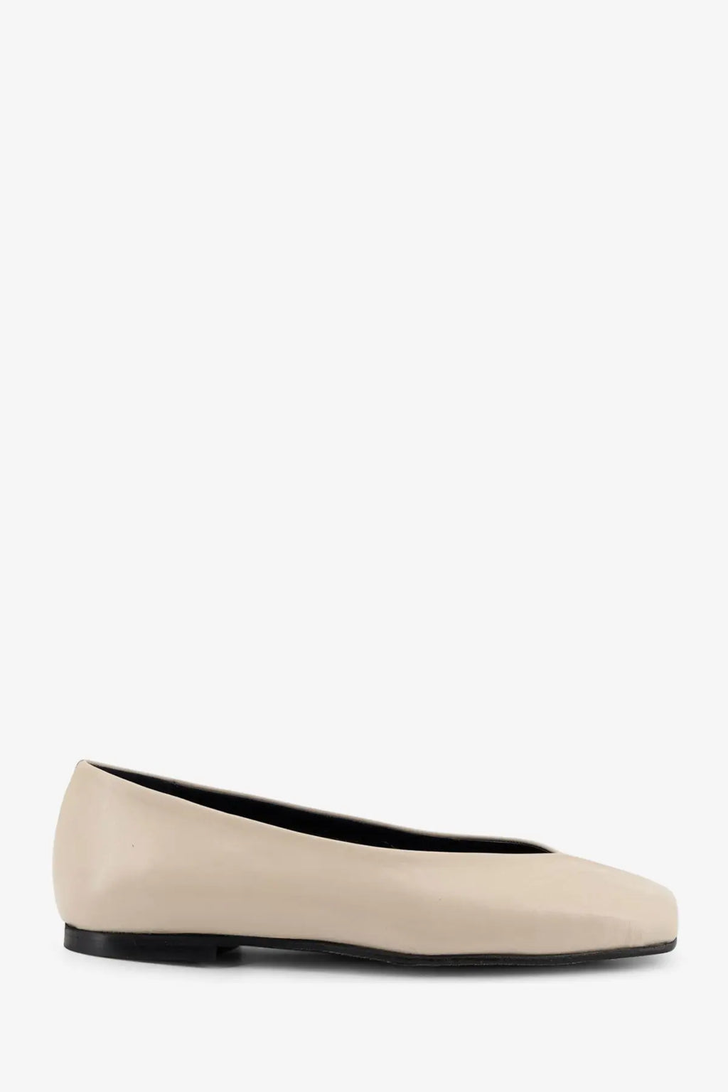 Alohas women’s katia leather ballerinas in cream with sleek minimalist design and black sole