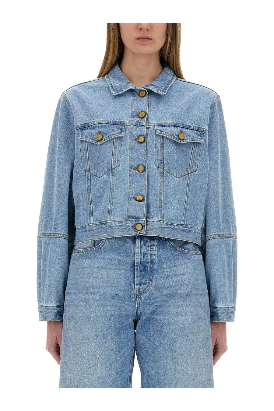 Alysi women’s light-wash denim jacket with classic collar front button closure and two chest pockets in blue