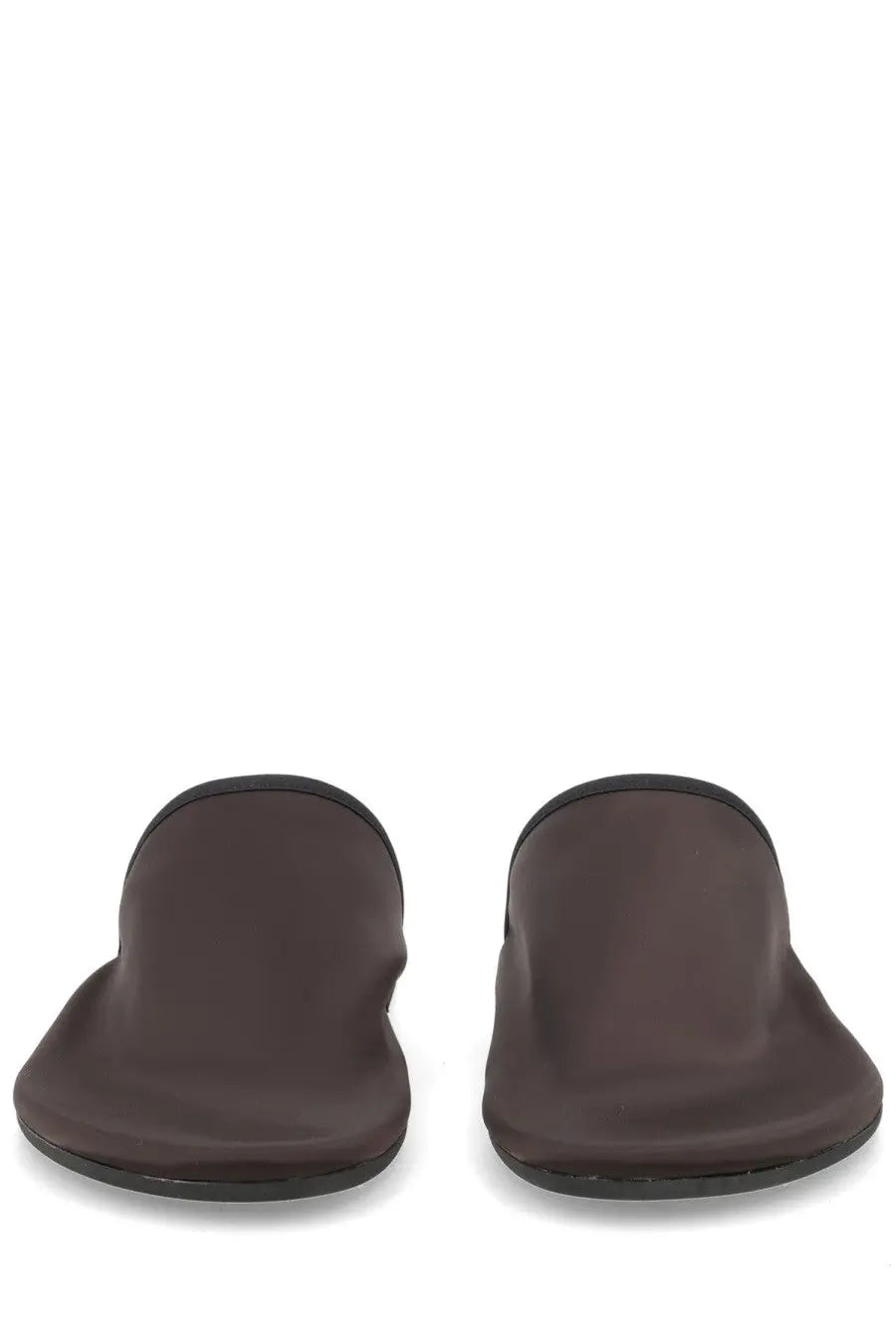 Alyso women’s mule in raso brown dark brown leather with sleek minimalist design shown from the back side