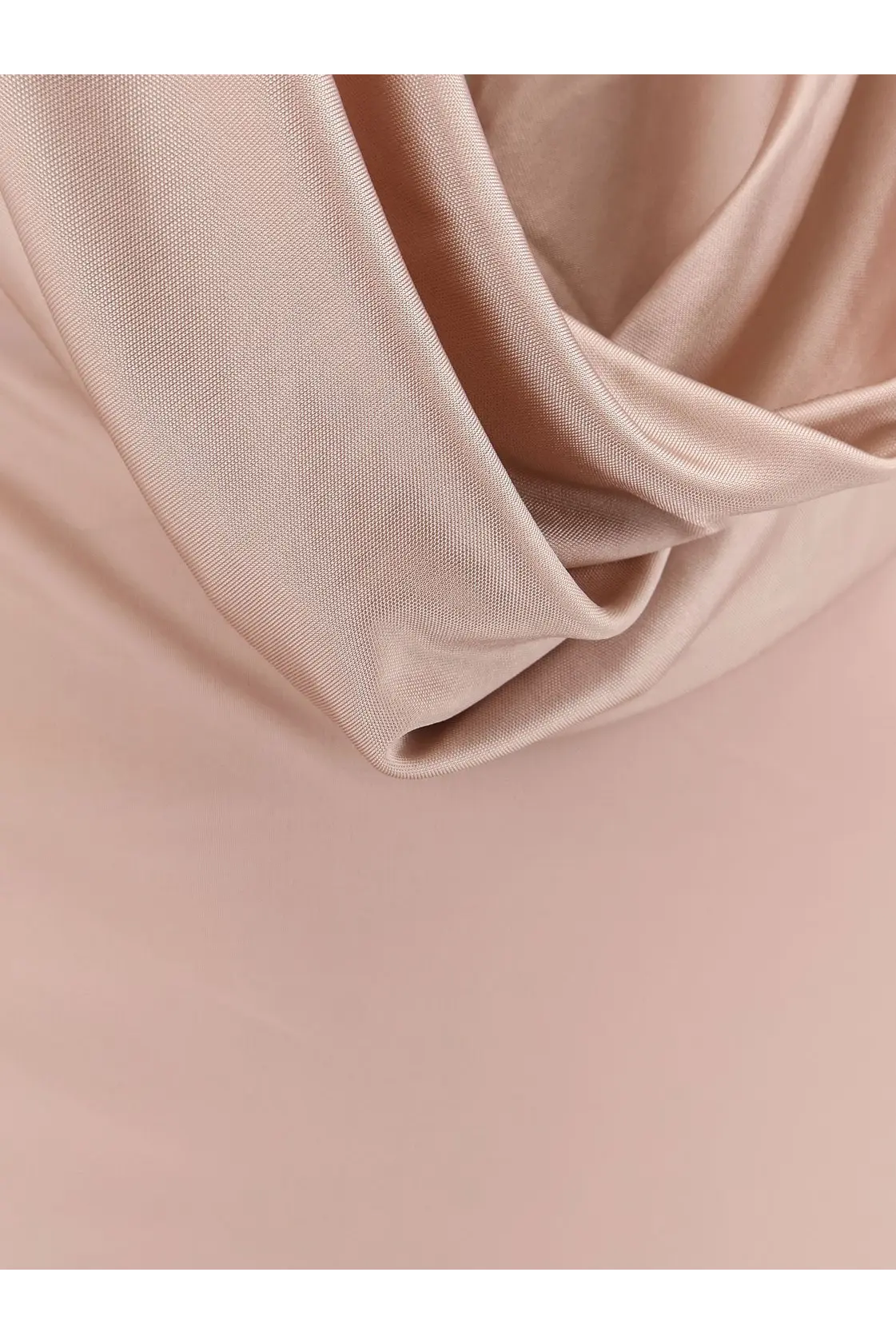 A soft blush-pink satin scarf with smooth flowing drape and subtle sheen paired with amazuìn women’s vivienne jersey dress opal