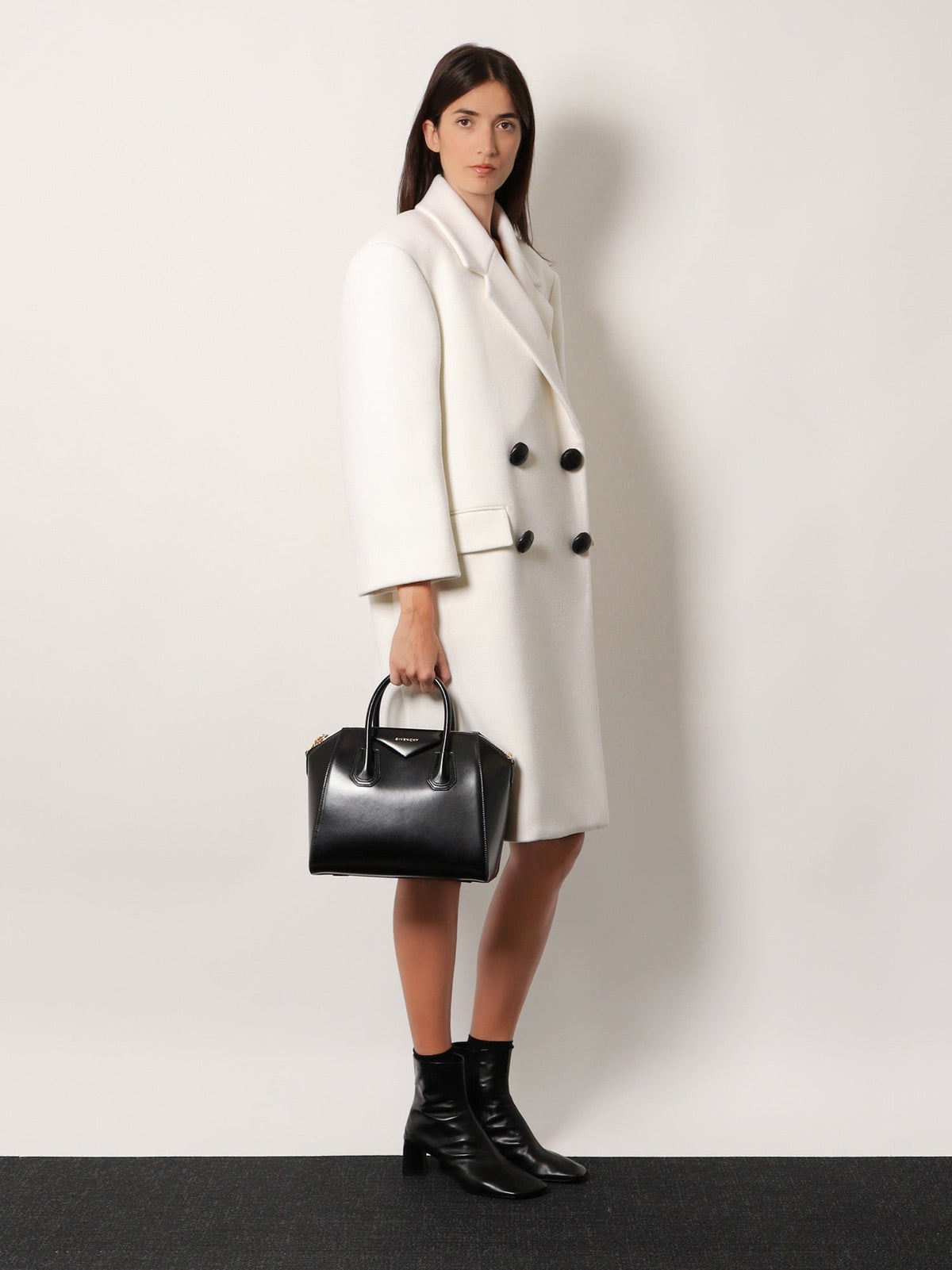Givenchy Women's Antigona Small Leather Crossbody Bag Black, view 2