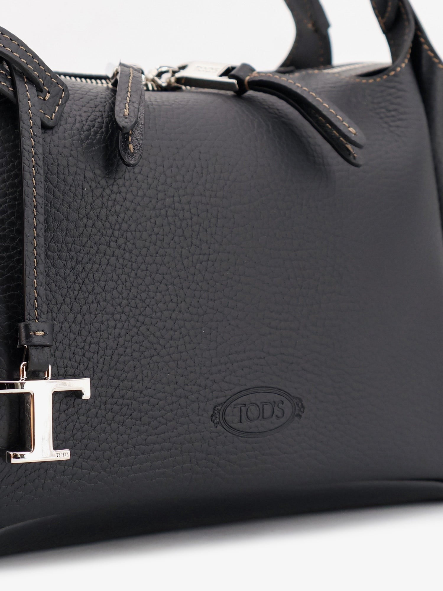Tod's Women's Apa Leather Crossbody Bag Black