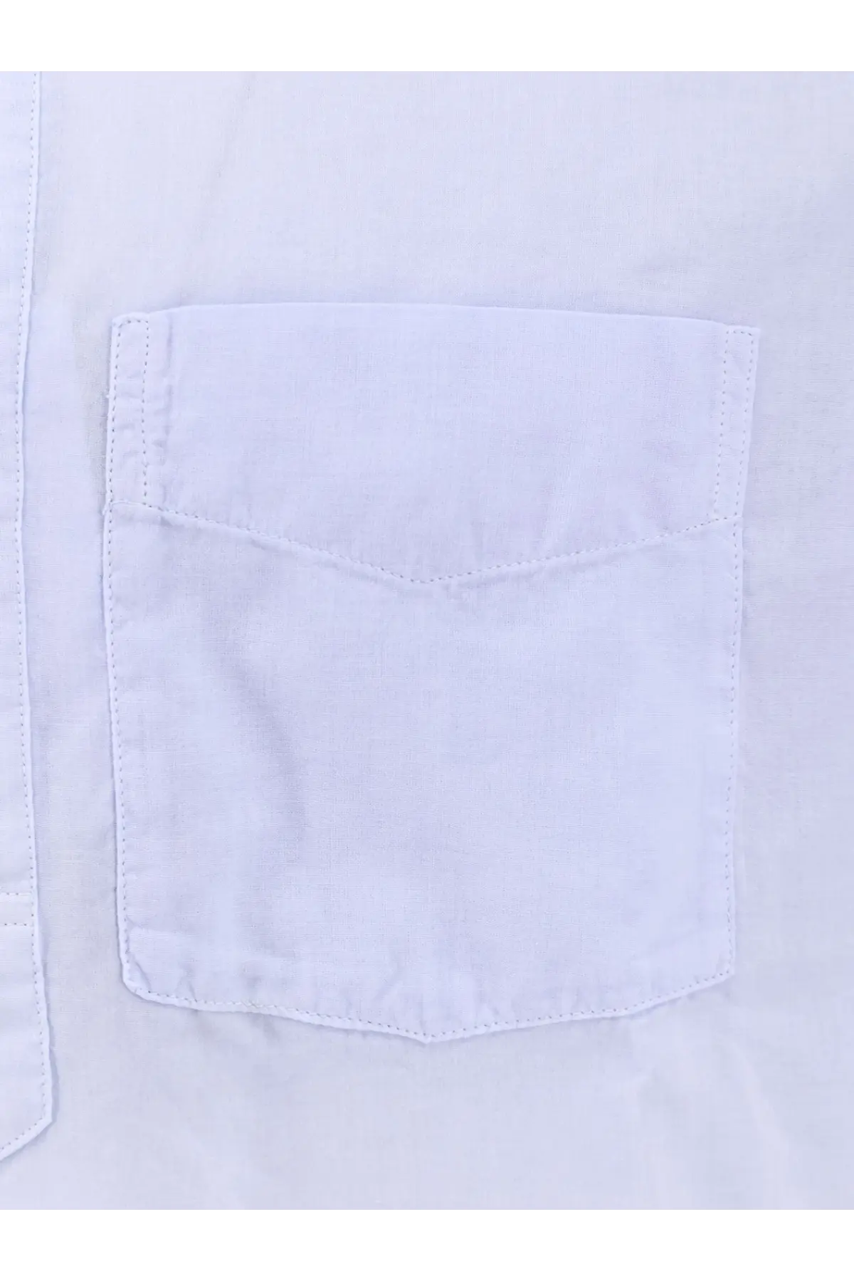 White fabric pocket with neatly stitched edges and subtle texture on aspesi men’s cotton shirt blue