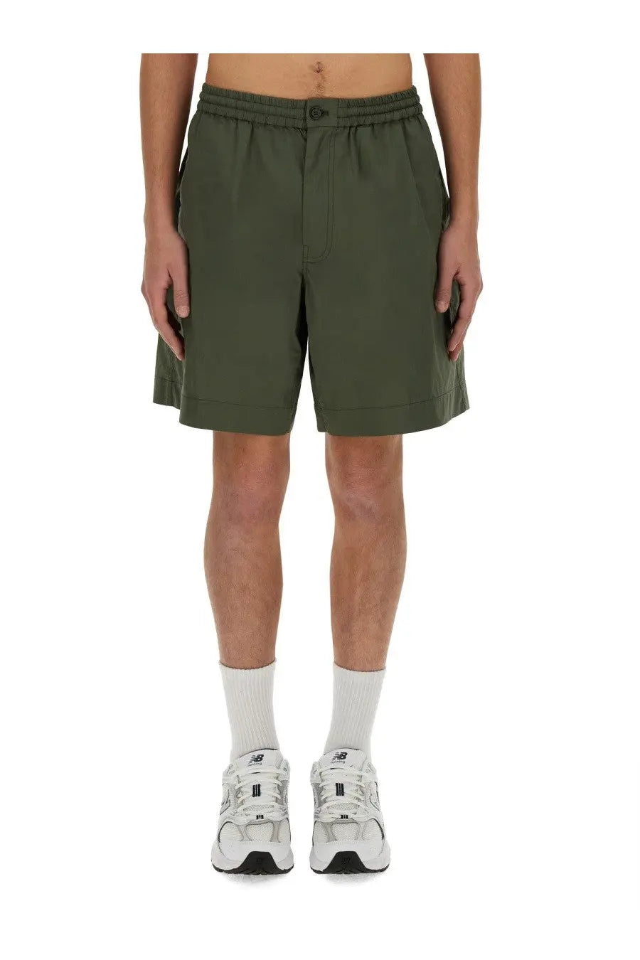 Olive green cotton aspesi men’s nemo bermuda shorts with drawstring waistband and side pockets for casual wear