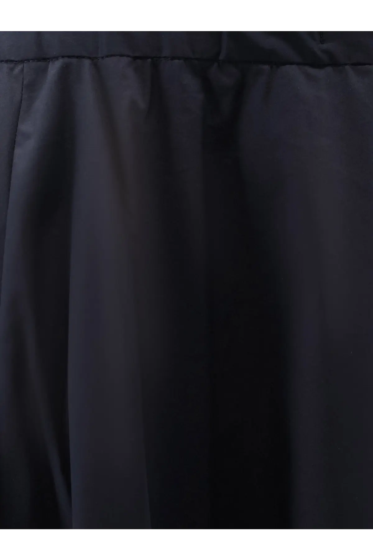Black pleated skirt with smooth structured fabric in aspesi women’s cotton skirt blue product line