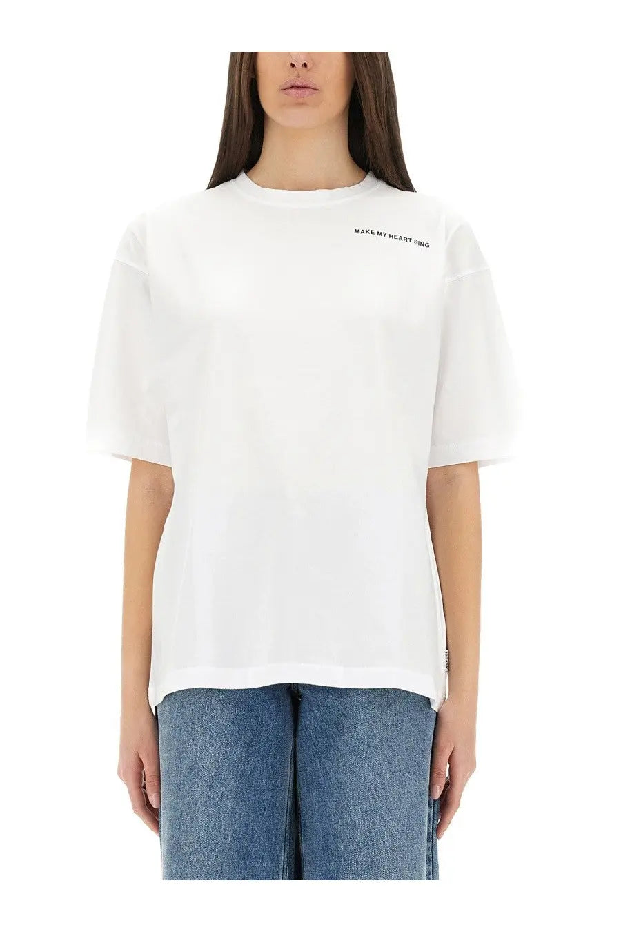 Aspesi women’s white oversized cotton t-shirt with black make my heart sing text printed on the left chest