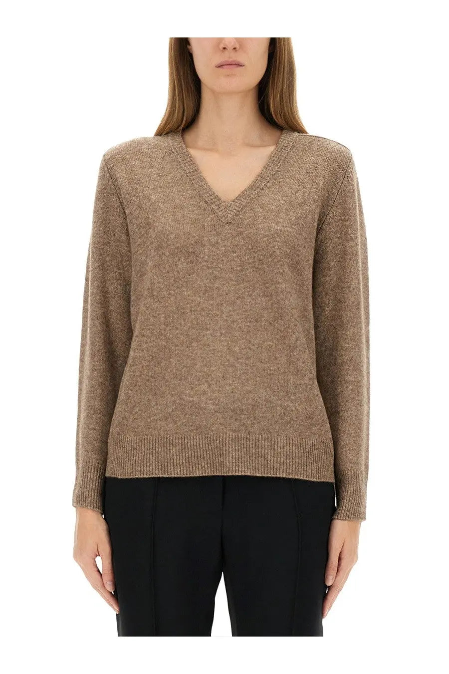 Aspesi women’s wool blend v neck sweater in beige with subtle textured knit and ribbed cuffs