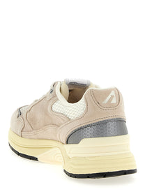 AUTRY - AUTRY - ’Hyperway Low’ sneakers - Men’s Shoes