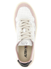 AUTRY - AUTRY - ’Medalist Low’ sneakers - Women’s Shoes