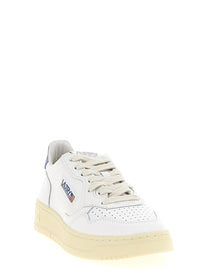 AUTRY - AUTRY - ’Medalist Low’ sneakers - Women’s Shoes
