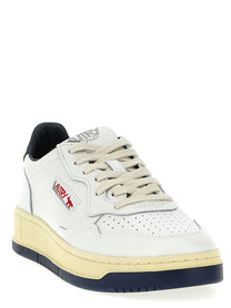 AUTRY - AUTRY - Autry x Maison Kitsuné ’Medalist Low’ sneakers - Men’s Shoes