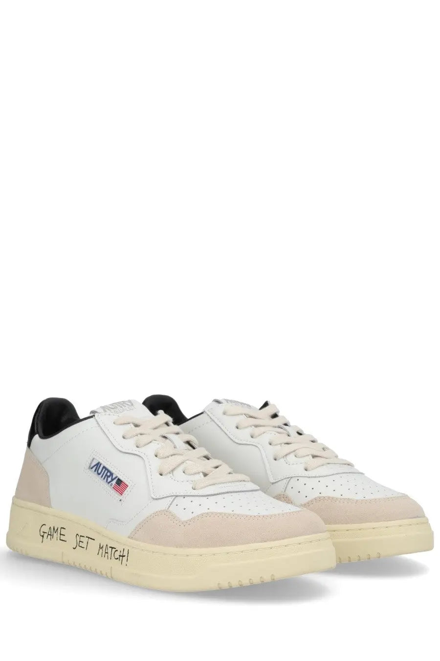Autry men’s sneaker medalist low multicolor white beige low-top with black accents and game set match graphic