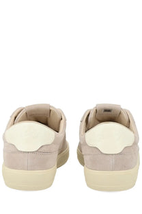 Beige suede AUTRY men’s sneaker windscape low with cream rubber sole and matching heel tab