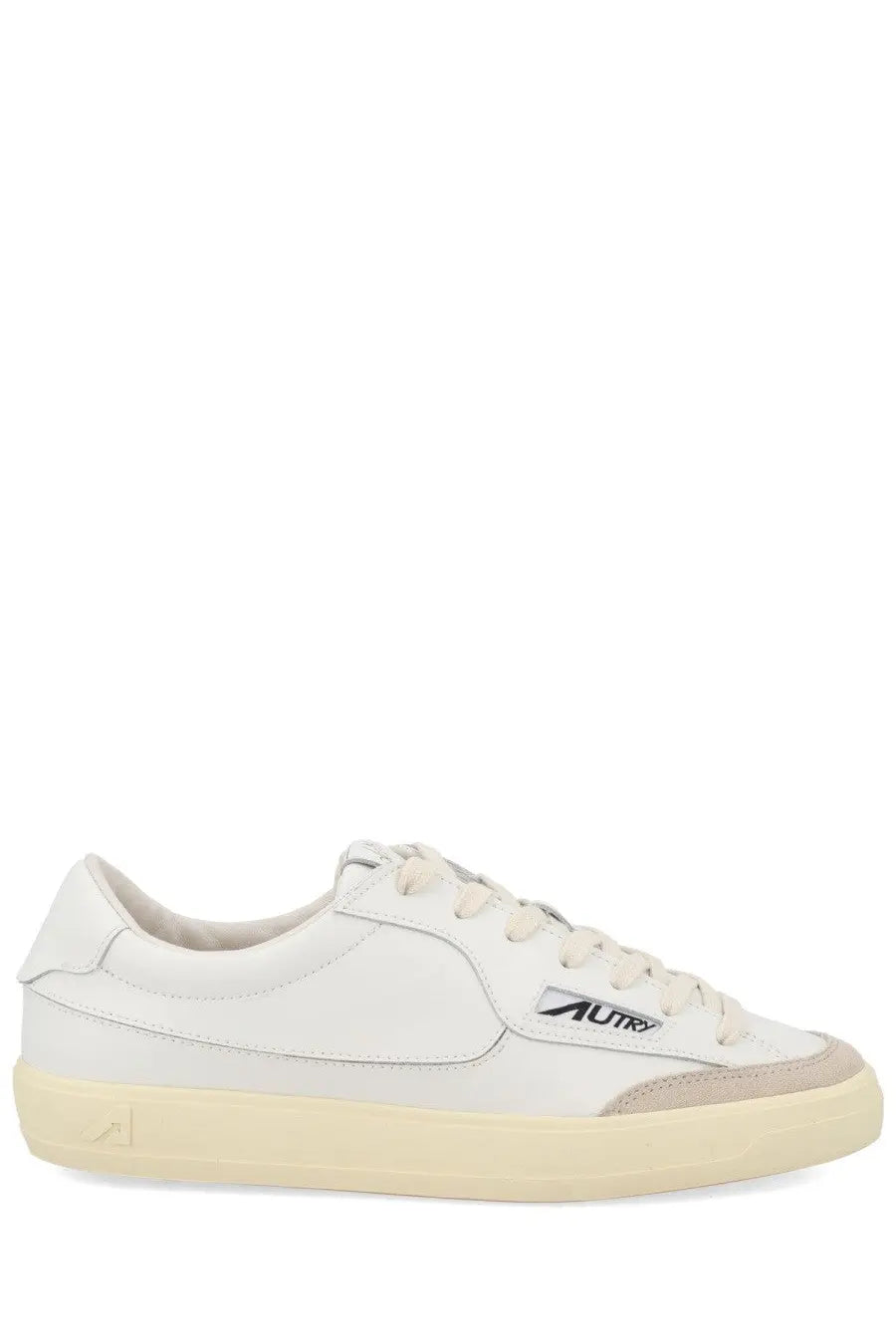 Autry men’s sneaker windscape low white leather low-top with beige rubber sole and subtle gray accent panel