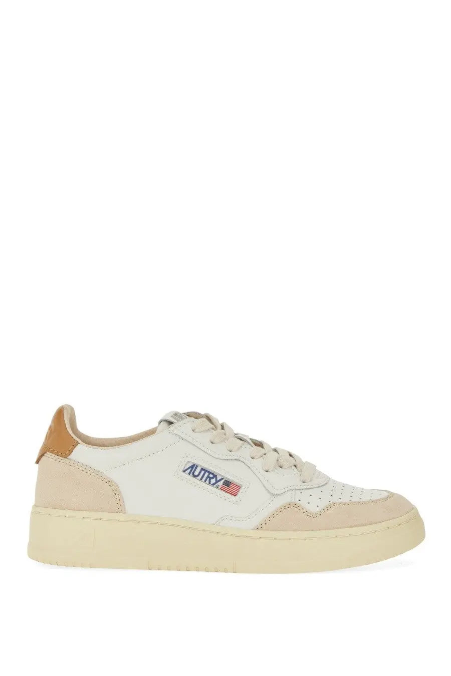 AUTRY Womens Medalist Low white suede sneaker with subtle logo
