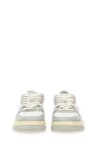 AUTRY Women's Medalist Low Sneaker White, view 4