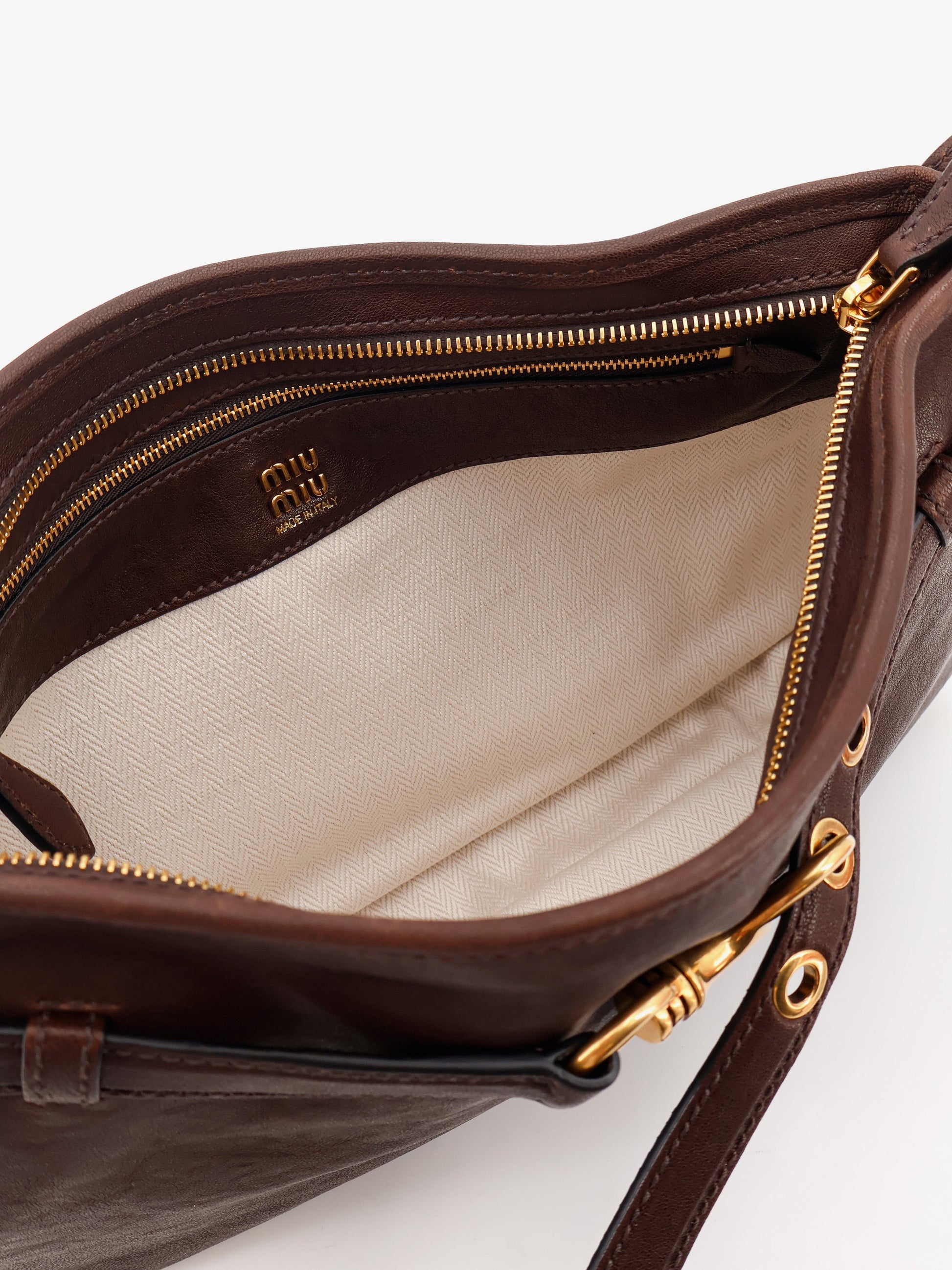 Miu Miu Women's Aventure Leather Shoulder Bag RADICA