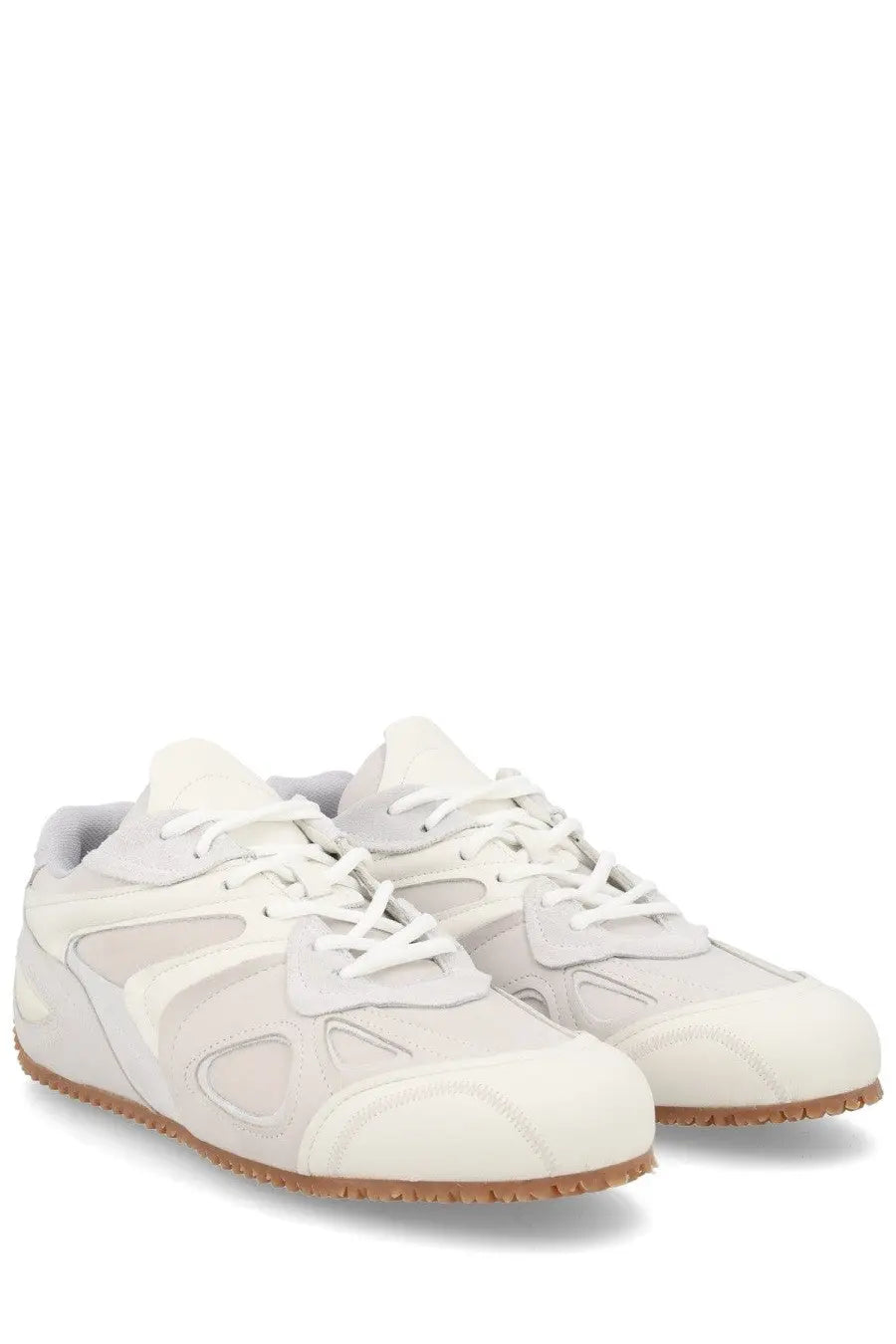 Axel Arigato men’s sneaker Slow Runner white cream-colored minimalist design with layered panels and white laces