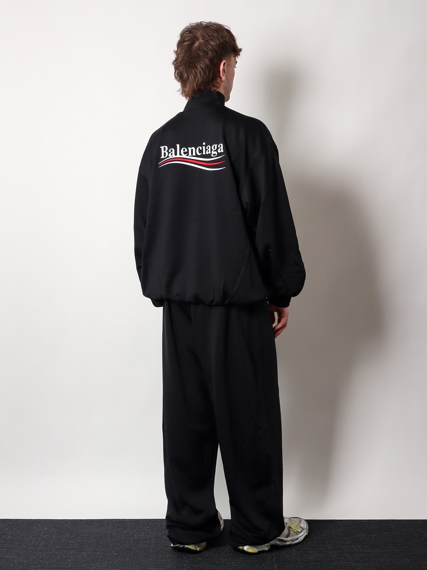 Balenciaga - Balenciaga Balenciaga Unisex Sweatshirt With Logo Embroidery - Men’s Sweatshirts