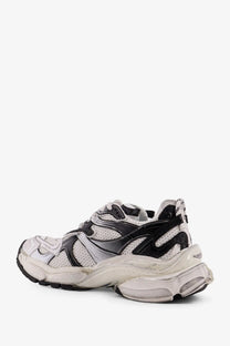 Balenciaga men’s triple s sneakers in white and black with mesh rubber and synthetic overlays