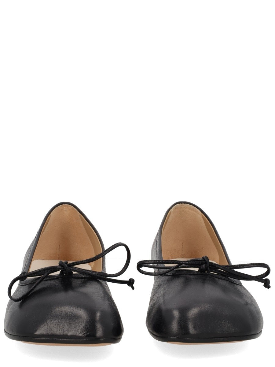 MM6 Maison Margiela Women's Ballerina Con Punta Anatomica Black