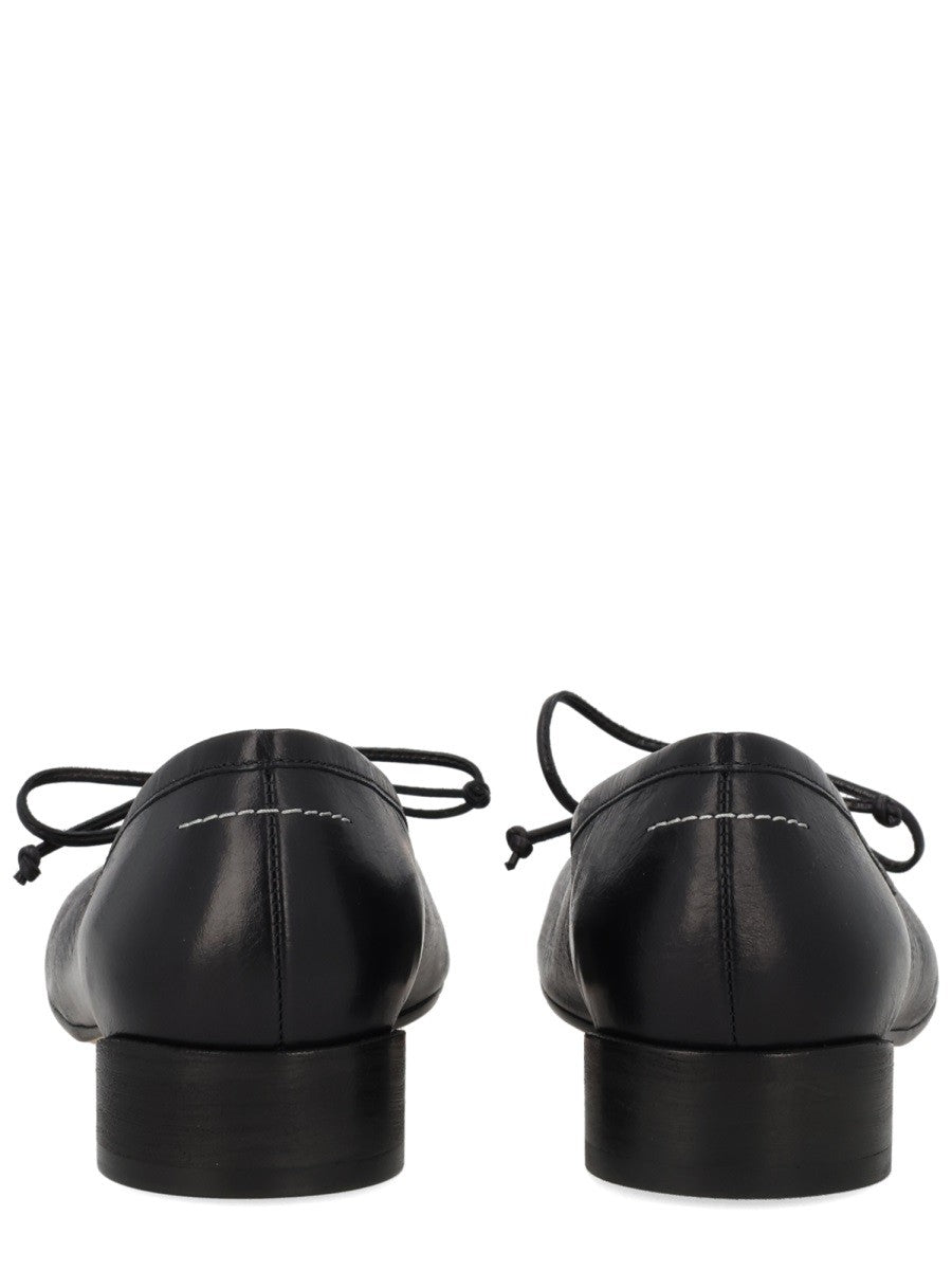 MM6 Maison Margiela Women's Ballerina Con Punta Anatomica Black
