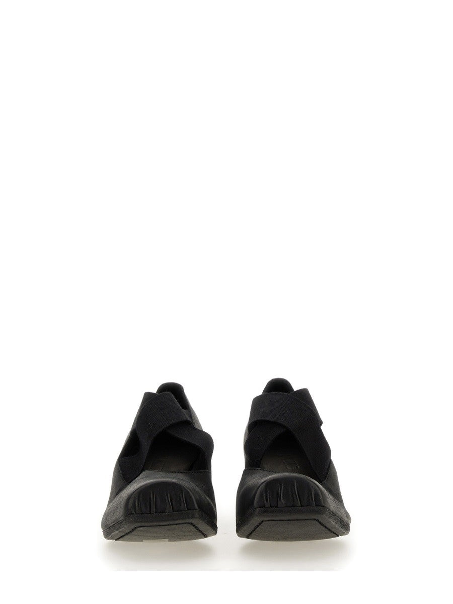 Uma Wang Women's Ballerina in Pelle Con Tacco Medio Black