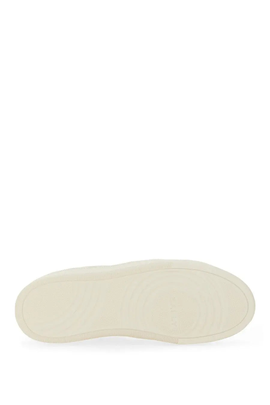 Cream-colored rubber sole with smooth textured surface on bally women’s ronnie sneaker white