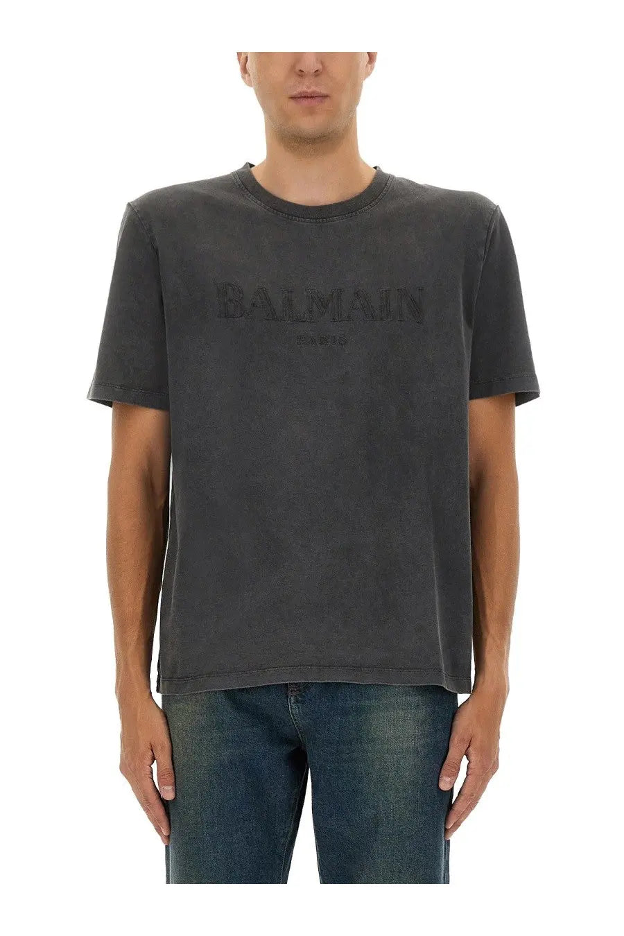 Balmain men’s grey t shirt made of dark gray fabric with a faded textured logo across the chest