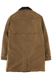 Tan waxed cotton Baracuta men’s field jacket with dark collar and buttoned cuffs in Baracuta Barbour coat brown style