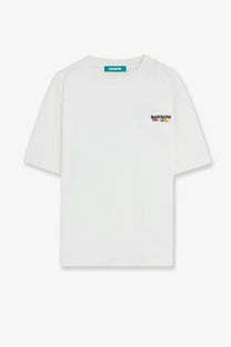 White barrow men’s cotton short-sleeve shirt cocco with colorful embroidered logo and teal brand tag at neckline