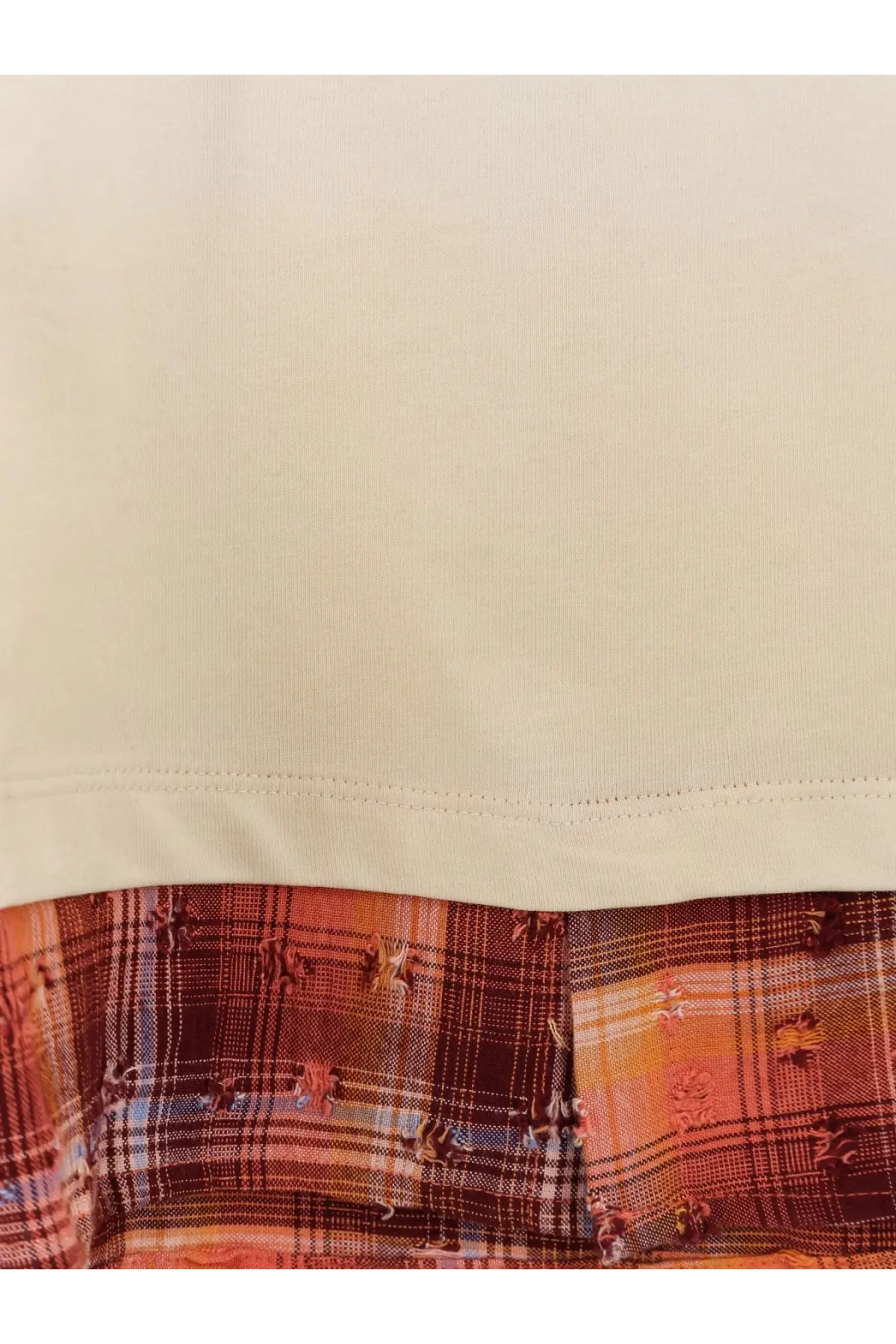 Barrow men’s cotton shirt white beige cotton top with red orange and blue plaid hem detail