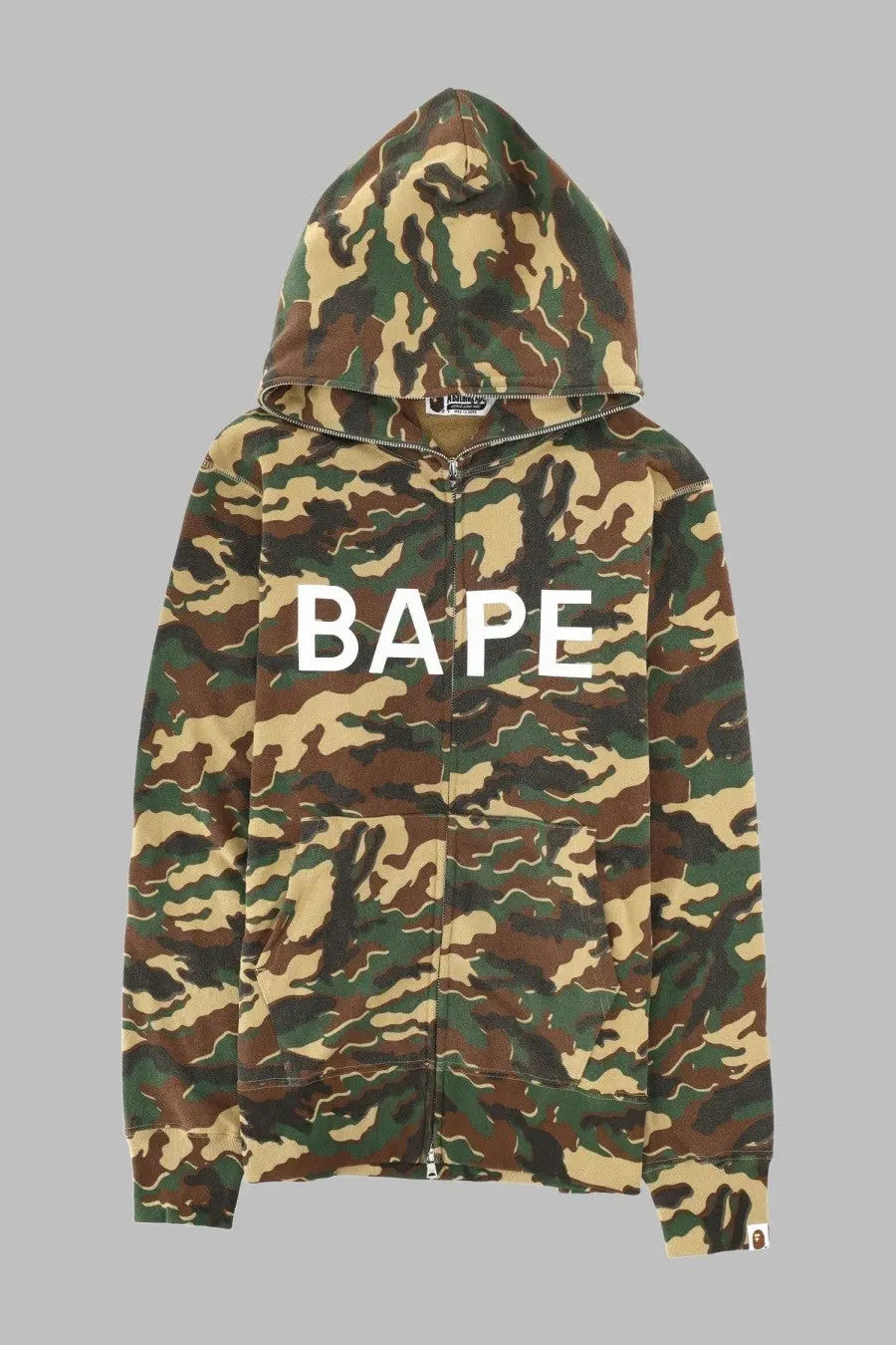A bathing ape men’s felpa glitch woodland green zip-up hoodie with camouflage pattern and bold white bape logo